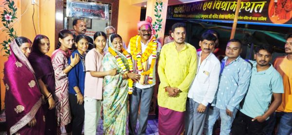 मंदिर समिति के अध्यक्ष लाला साहू का जन्मदिन मनाया धूमधाम से