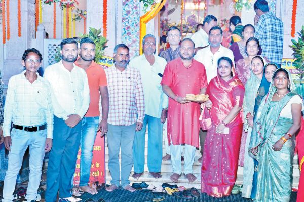 प्रदेश कांग्रेस सचिव तारणी को जन्मदिन की बधाई देने लगा तांता