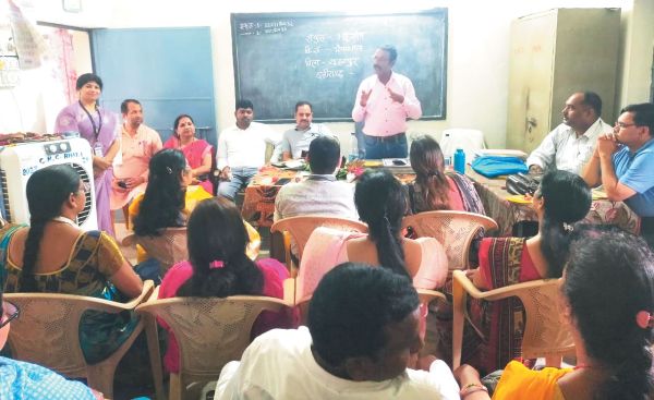 शैक्षणिक गुणवत्ता में सुधार लाने पर विशेष जोर