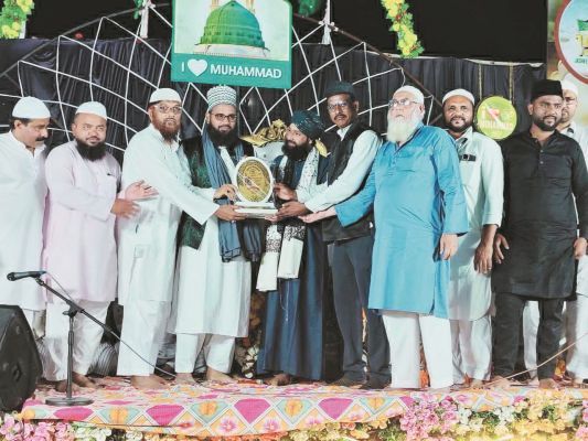 उत्कृष्ट कार्य के लिए जामा मस्जिद कमेटी का सम्मान