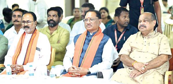 सीएम साय ने सुना पीएम के मन की बात