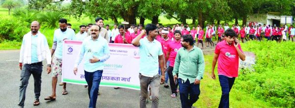 गांवों में स्वच्छता जागरुकता मार्च