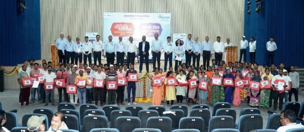 एसईसीएल ने 100 सफाई मित्रों का किया सम्मान