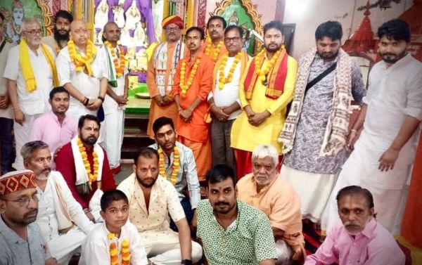 मंदिर के पुजारी के लिए आचरण सहिता  का पालन अति आवश्यक-डॉ. सौरव