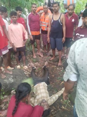 सेल्फी खींचने के चक्कर में युवक ने गवाँई जान, 4 युवक गए थे घूमने