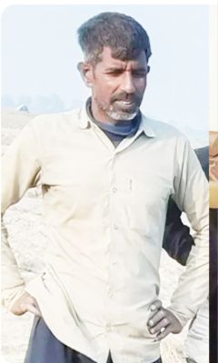 तीन फेरीवाले लापता