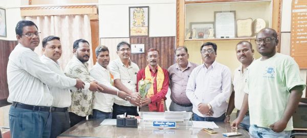 चौहान समाज ने महापौर से भेंटकर समाज उत्थान पर दिया जोर