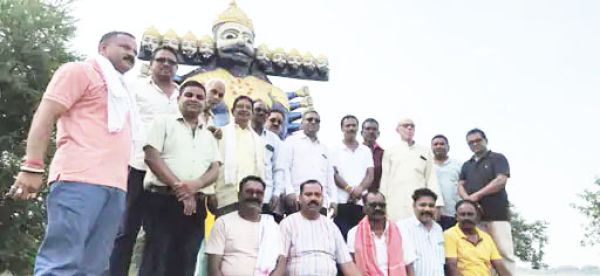 राजिम दशहरे में होगी पुष्प वर्षा, यहां रावण दहन नहीं, वध होता है