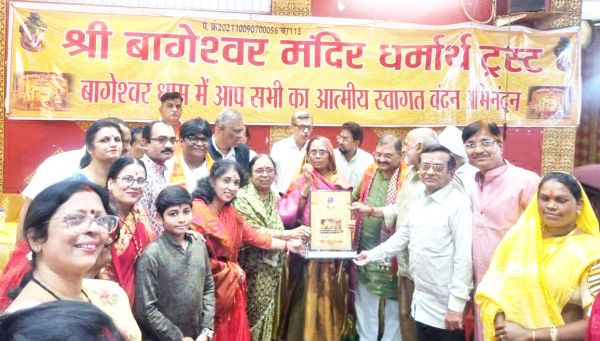 नारी शक्ति जागृत करने फुलबासन का सम्मान