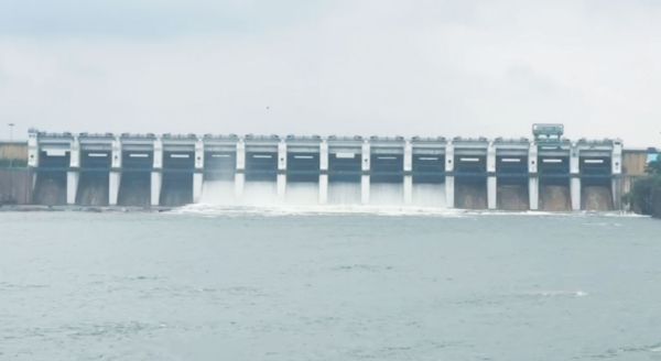 गंगरेल-सोंढूर बांध के 6 गेट खोले, नदी किनारे बसे लोगों को किया अलर्ट