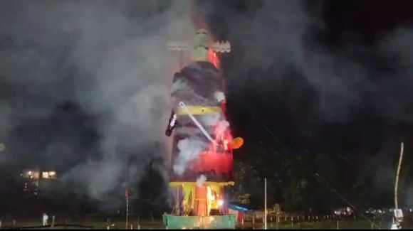  85 फीट के रावण का दहन
