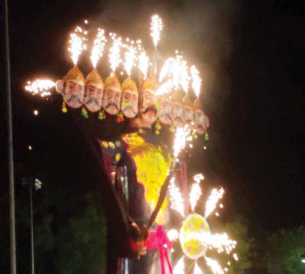  दशहरा उत्सव,  55 फीट के रावण का दहन