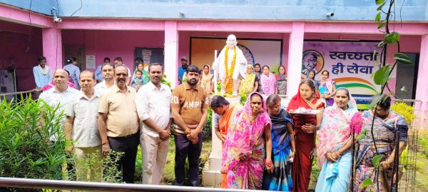 ग़ांधी जयंती पर स्वच्छता का  संकल्प