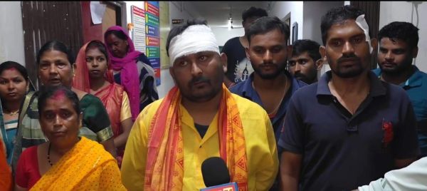 दुर्गा प्रतिमा विसर्जन के बाद दो पक्षों में विवाद, दो भाई घायल