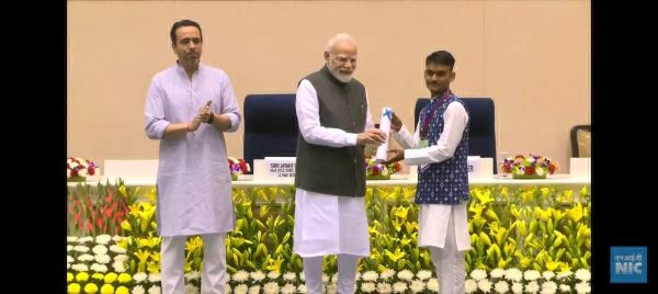 एनएमडीसी डीएवी आईटीआई भान्सी में ‘कौशल दीक्षांत समारोह