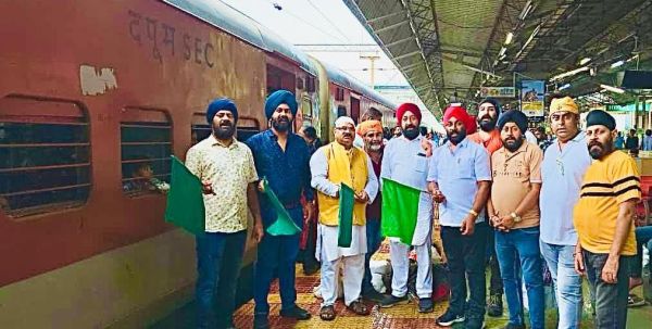 हेमकुंड साहिब यात्रा के लिए संगत रवाना