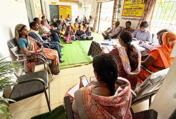 माहुद मचान्दुर में ग्रामसभा