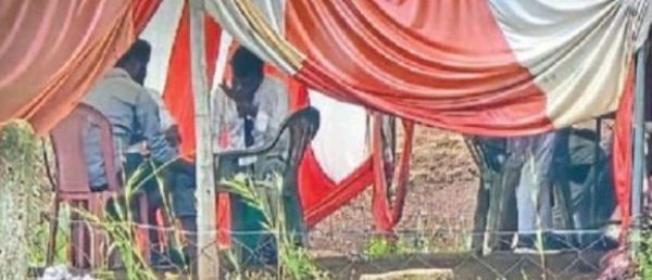 बेरला-बेमेतरा मुख्य मार्ग पर टेंट लगाकर खिला रहे सट्टा, लोगों में रोष