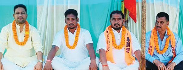 मजदूर हित में भूख हड़ताल जारी, सीटीओ मंजूरी नहीं मिलने पर खदान बंद होने की कगार पर