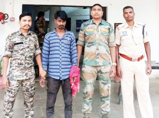 दुकान का ताला तोड़ मोबाइल चोरी, आरोपी गिरफ्तार