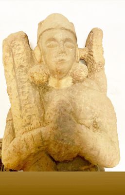 सीनियर चिकित्सक शर्मा ने किया प्राचीन मूर्ति का रिसर्च