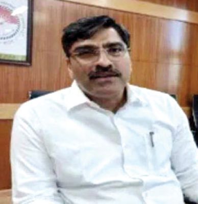 आईआईएम रायपुर के निदेशक काकानी का इस्तीफा