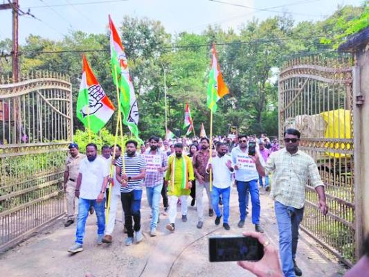 बिजली बिल वृद्धि के विरोध में कांग्रेस का हल्ला बोल