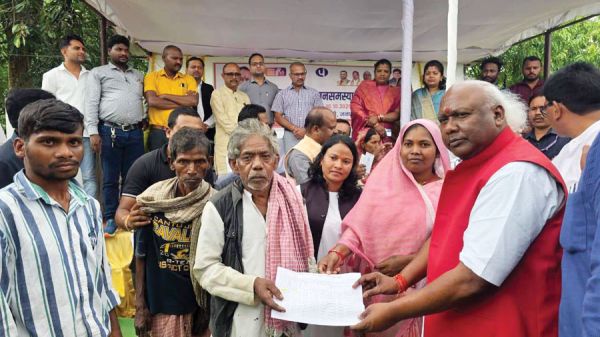 जनसमस्या निवारण शिविर में समस्याओं का समाधान, हितग्राही मूलक योजनाओं का मिला लाभ