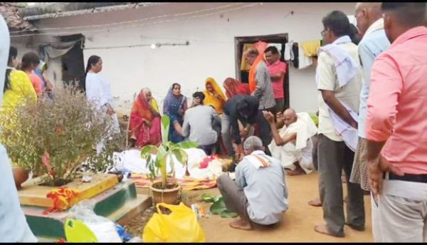 छात्रा की पीलिया से मौत, परिजनों ने स्कूल में अव्यवस्थाओं पर उठाए सवाल