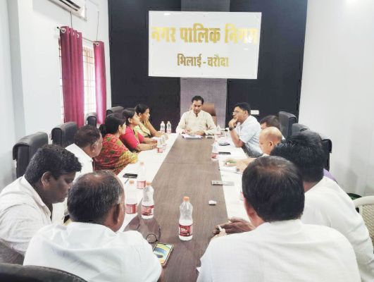 सभी अवैध कॉलोनियों को नियमित करने बैठक में प्रस्ताव पारित