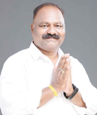 स्टेशनपारा स्कूल का हाल बेहाल, बच्चों का भविष्य अंधकारमय