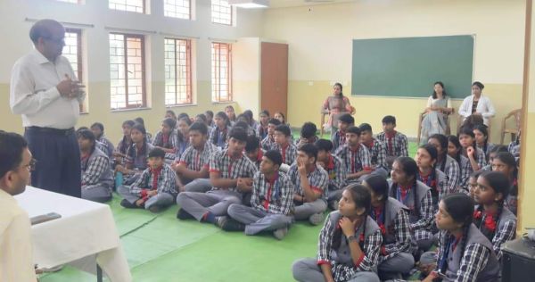 पीएम श्री केंद्रीय विद्यालय में विश्व मानसिक स्वास्थ्य दिवस पर कार्यशाला