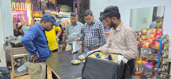 मिठाई दुकानों के 60 खाद्य नमूनों की जांच