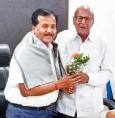 पेंशनर्स एसो.ने नपाध्यक्ष का किया सम्मान