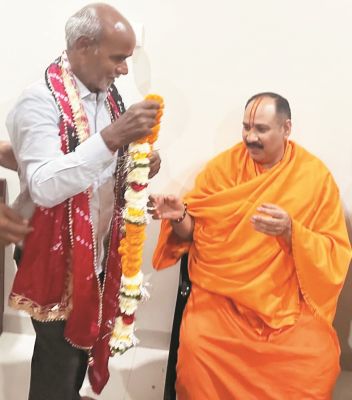 धनोरा में 25 से होने वाली प्रदीप मिश्रा की कथा अब ऑनलाइन होगी