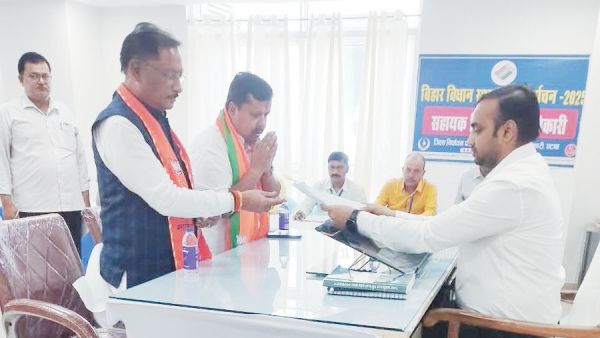 नितिन नबीन ने परचा भरा, साय साथ रहे