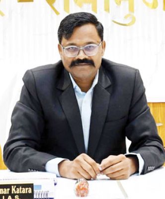 कलेक्टर ने दी दीपावली की शुभकामनाएं