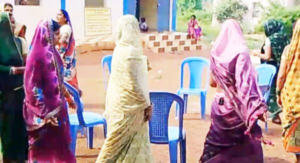 सांसद खेल महोत्सव,  बच्चों सहित ग्रामीणों ने लिया हिस्सा