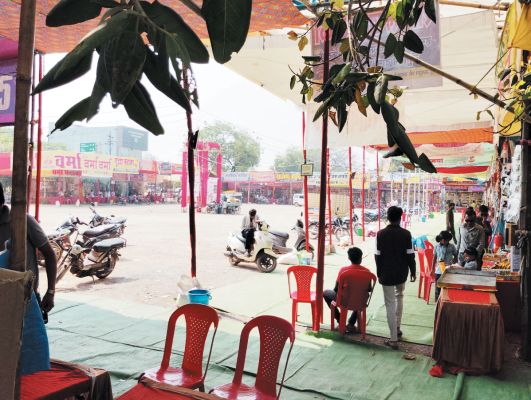  दशहरा मैदान में पटाखा बाजार, एनओसी और सुरक्षा गाइडलाइन पर सवाल