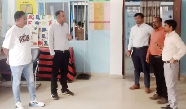 जिपं सीईओ ने किया सीएचसी माकड़ी का निरीक्षण