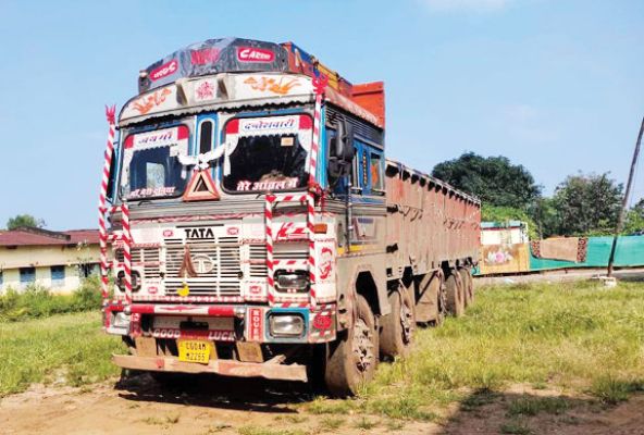 तेज रफ्तार ट्रक ने महिला को कुचला, मौत, चालक फरार