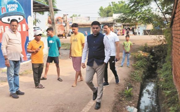 कलेक्टर ने ममता नगर में