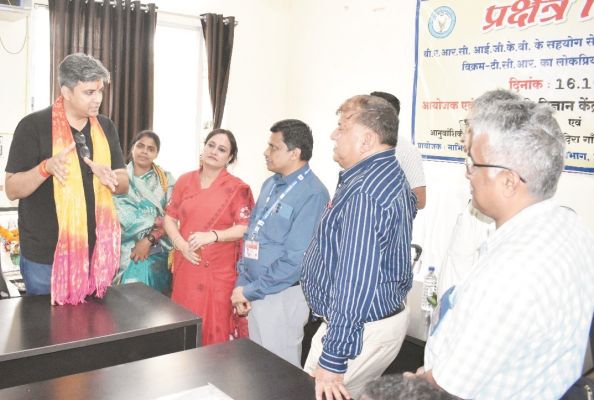 कृषि विज्ञान केन्द्र सुरगी में मनाया प्रक्षेत्र दिवस