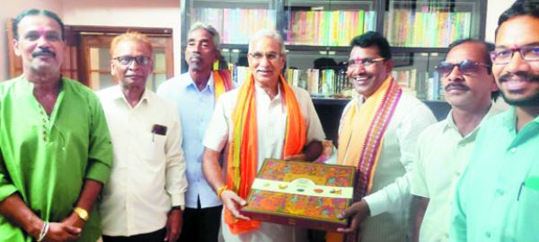 राजिम विधायक रोहित साहू, महेश यादव ने चंदूलाल साहू को दी बधाई