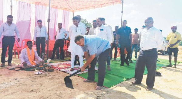 हमारा विजन एक ही कैंपस में पहली से स्नातक तक की शिक्षा-मंत्री