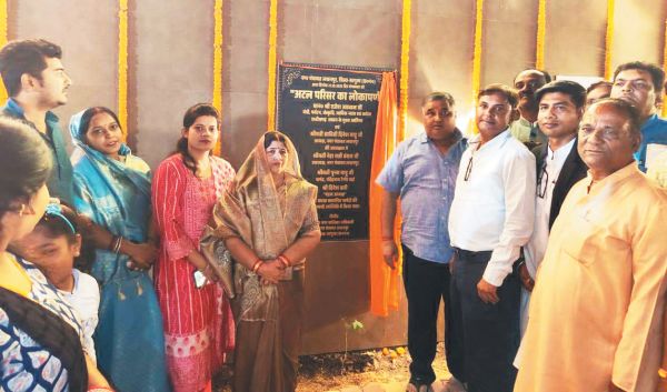 अटल परिसर का लोकार्पण, प्रतिमा का अनावरण भी