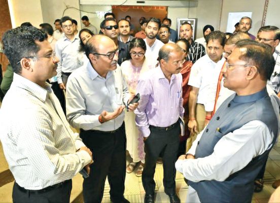 सीएम ने मोदी के दौरे, राज्योत्सव की तैयारियों का जायजा लिया, बोले-पूरी गरिमा का ध्यान रखा जाए