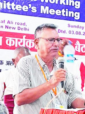  ईपीएफओ ने न्यूनतम पेंशन बढ़ाने पर विचार का दिया आश्वासन