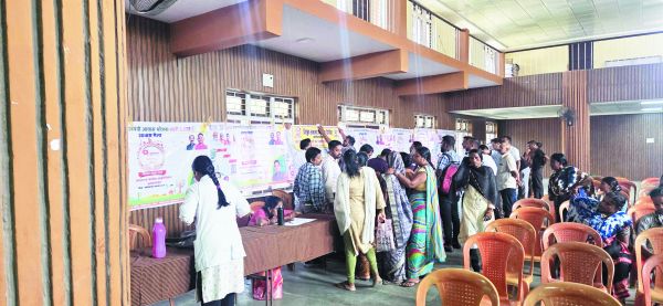 आवास मेला: कई योजनाओं का लाभ एक ही स्थान पर