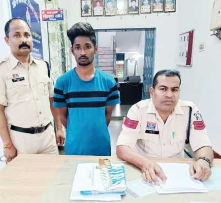 चाकू से हमला, आरोपी गिरफ्तार